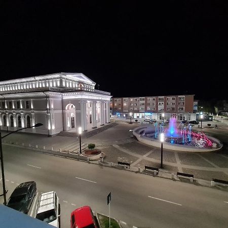 Апартаменти Apartament Ultra Central 1 Хунедоара Екстер'єр фото