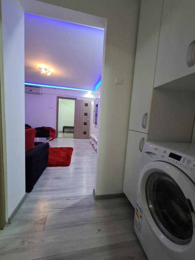 Апартаменти Apartament Ultra Central 1 Хунедоара Екстер'єр фото