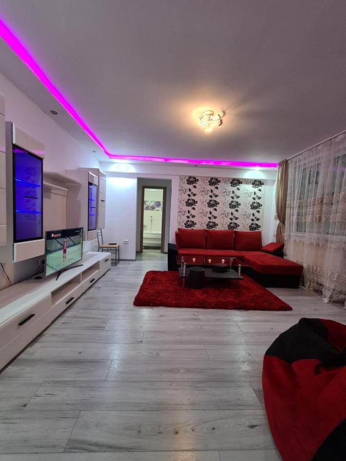 Апартаменти Apartament Ultra Central 1 Хунедоара Екстер'єр фото