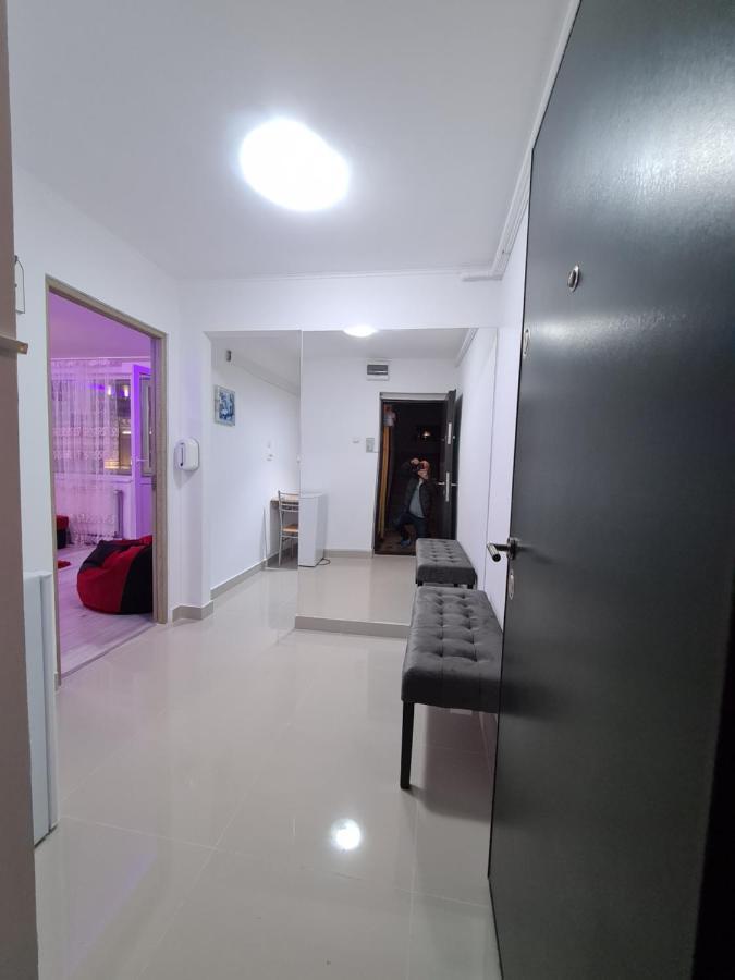 Апартаменти Apartament Ultra Central 1 Хунедоара Екстер'єр фото